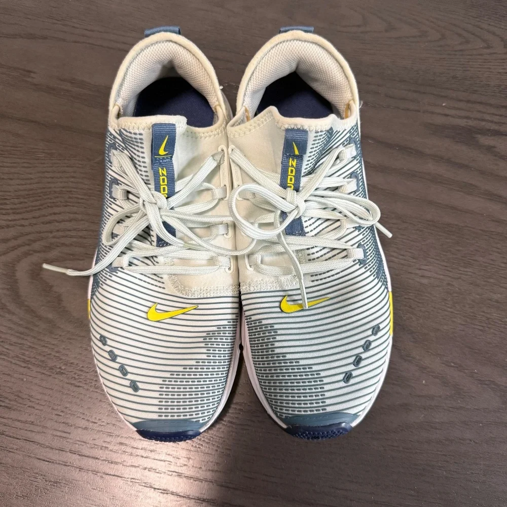 Nike Air Zoom‎ Elevate Women's High Ankle Synthetic Training Shoes Size 8